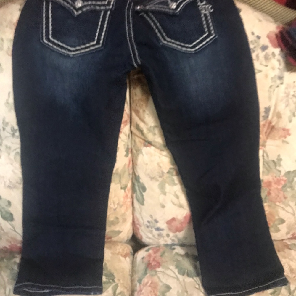 Miss me cuffed capris size 29